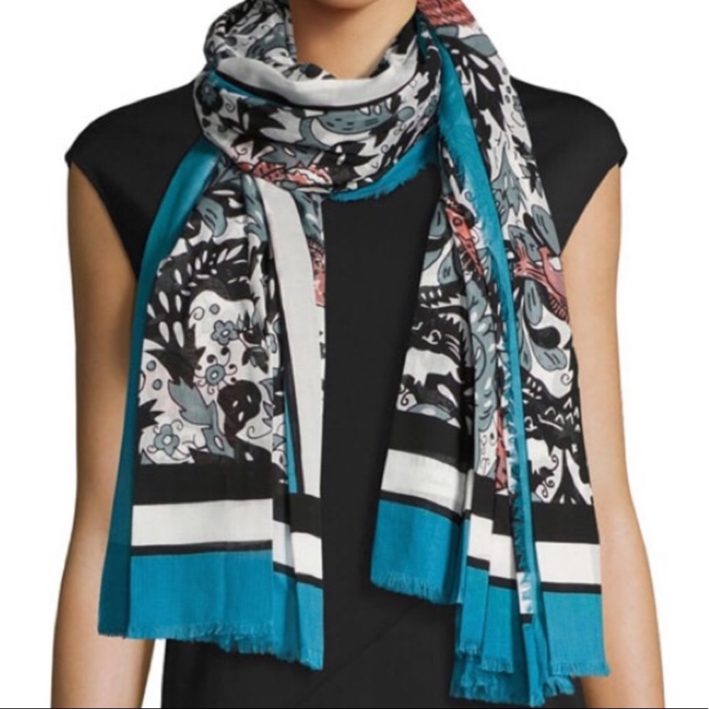 Burberry Lightweight Scarf/Wrap